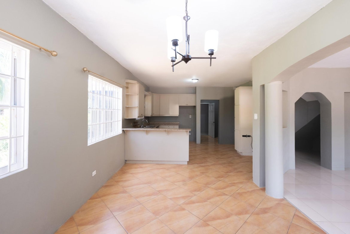 Twelfth image of 215 Sandhills Circle in HELLSHIRE HILLS, St. Catherine, Jamaica - property is For Rent