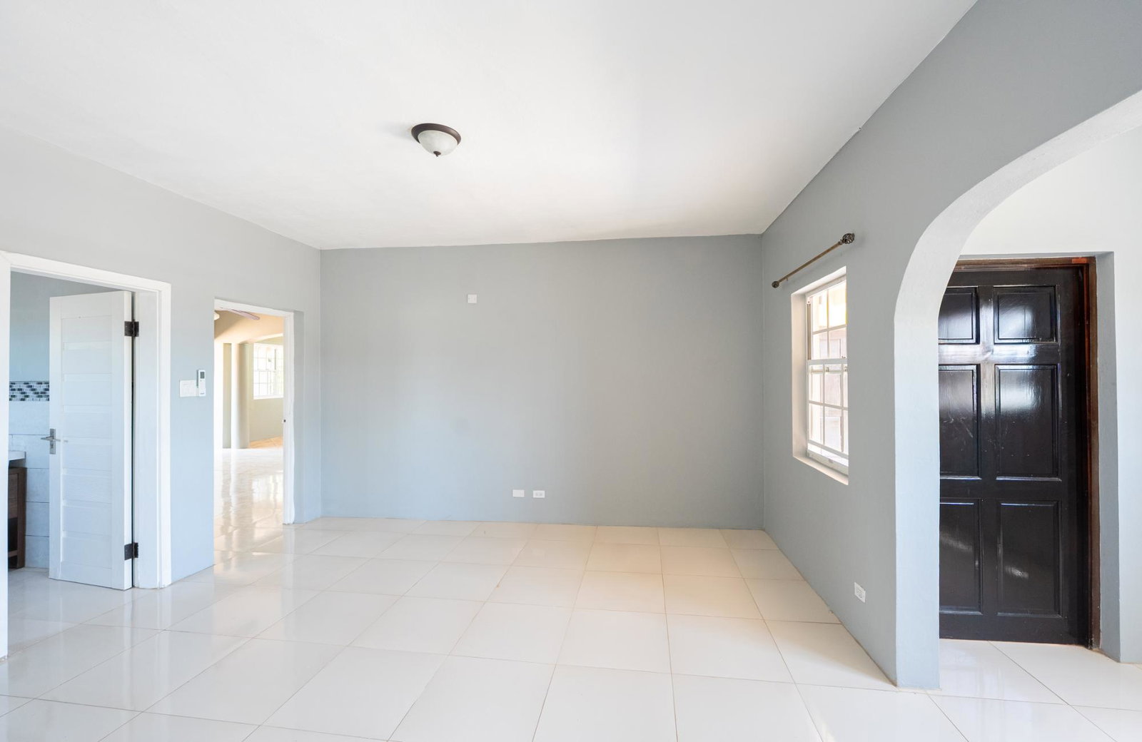 Seventeenth image of 215 Sandhills Circle in HELLSHIRE HILLS, St. Catherine, Jamaica - property is For Rent
