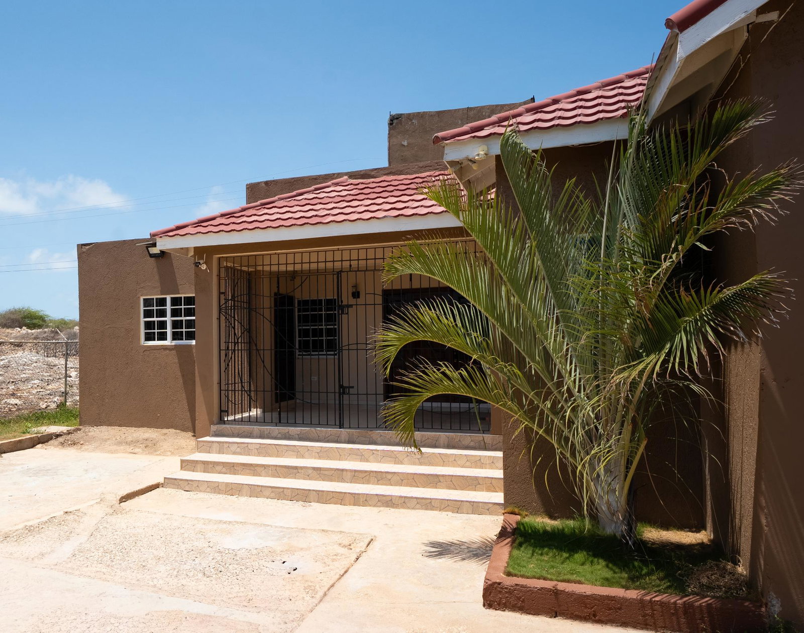 Third image of 215 Sandhills Circle in HELLSHIRE HILLS, St. Catherine, Jamaica - property is For Rent