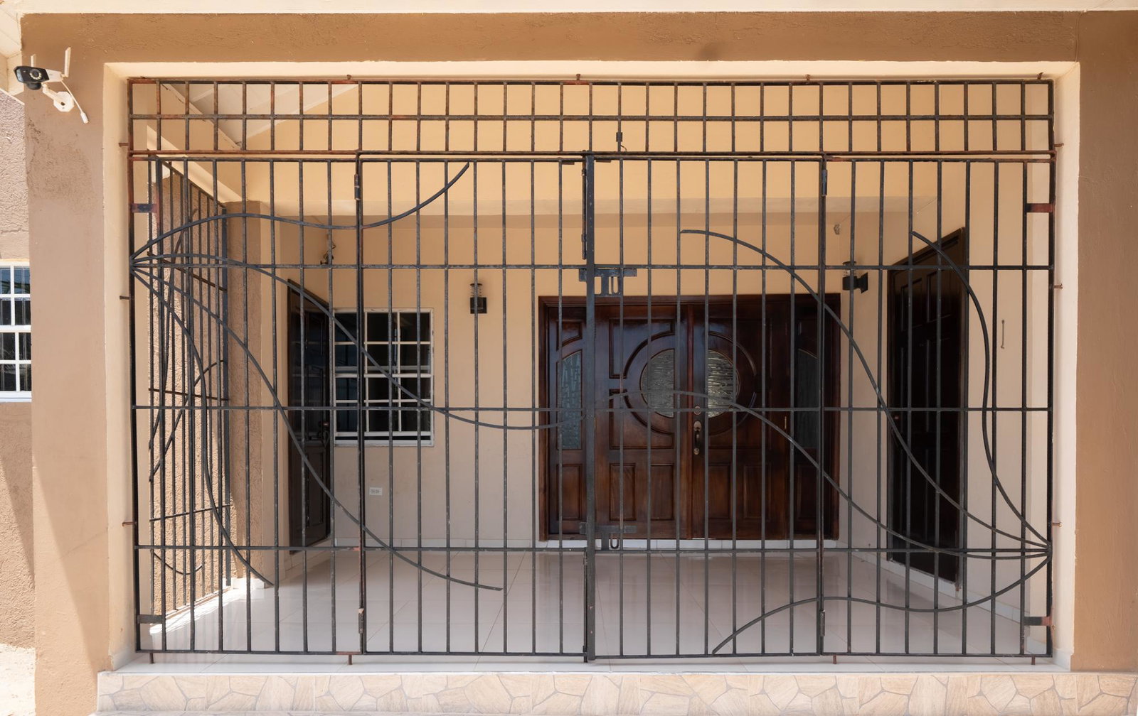 Fifth image of 215 Sandhills Circle in HELLSHIRE HILLS, St. Catherine, Jamaica - property is For Rent