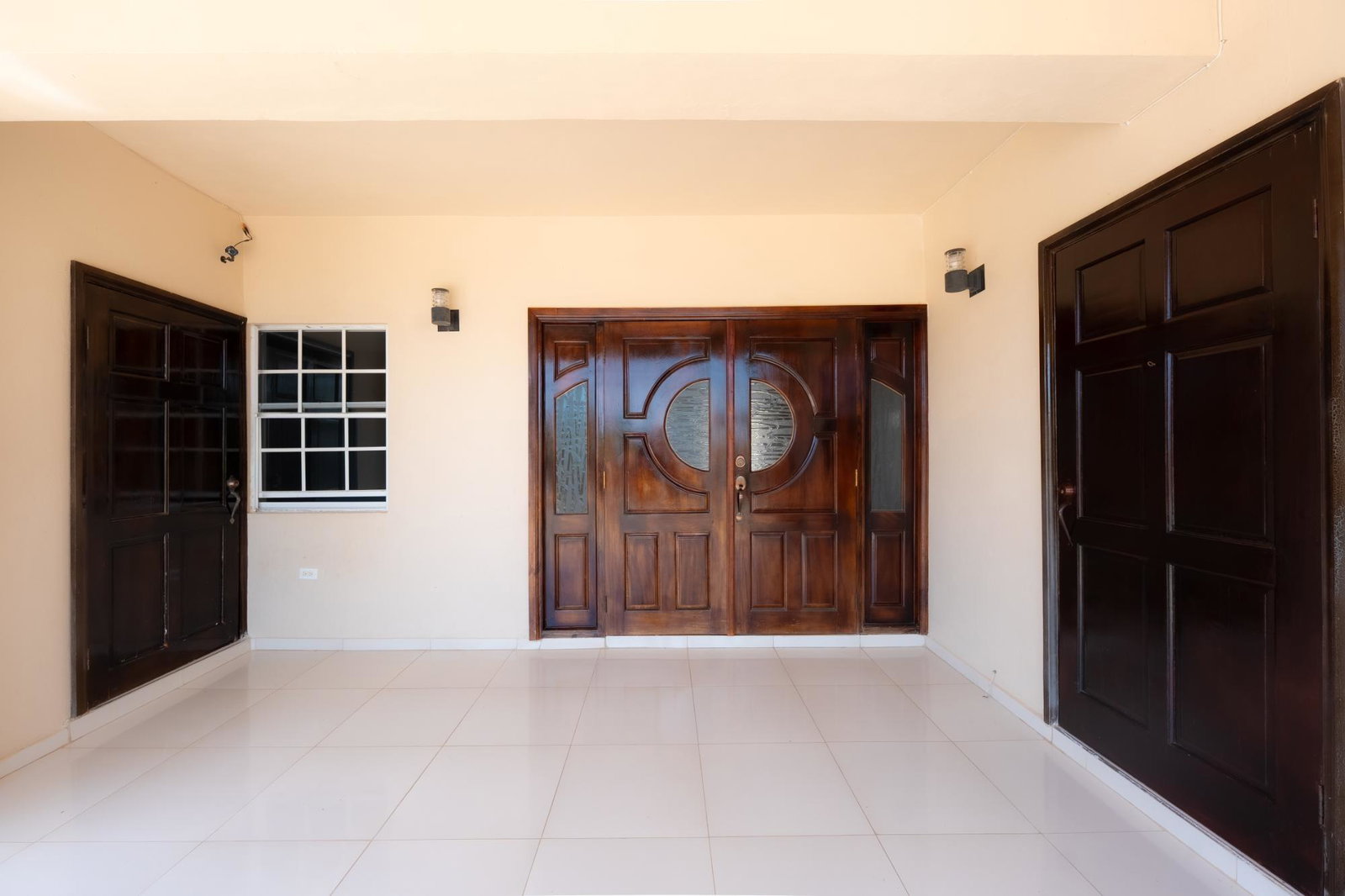 Eighth image of 215 Sandhills Circle in HELLSHIRE HILLS, St. Catherine, Jamaica - property is For Sale