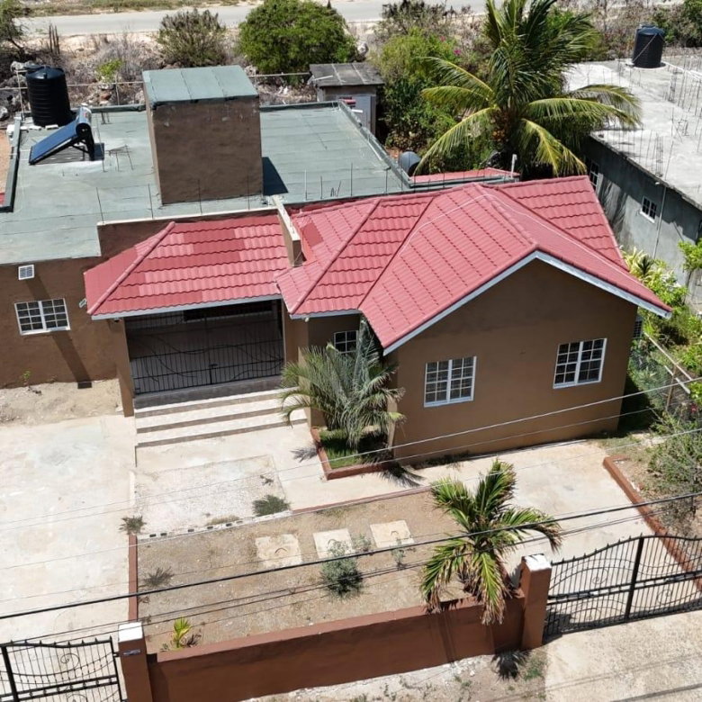 First image of 215 Sandhills Circle in HELLSHIRE HILLS, St. Catherine, Jamaica - property is For Sale