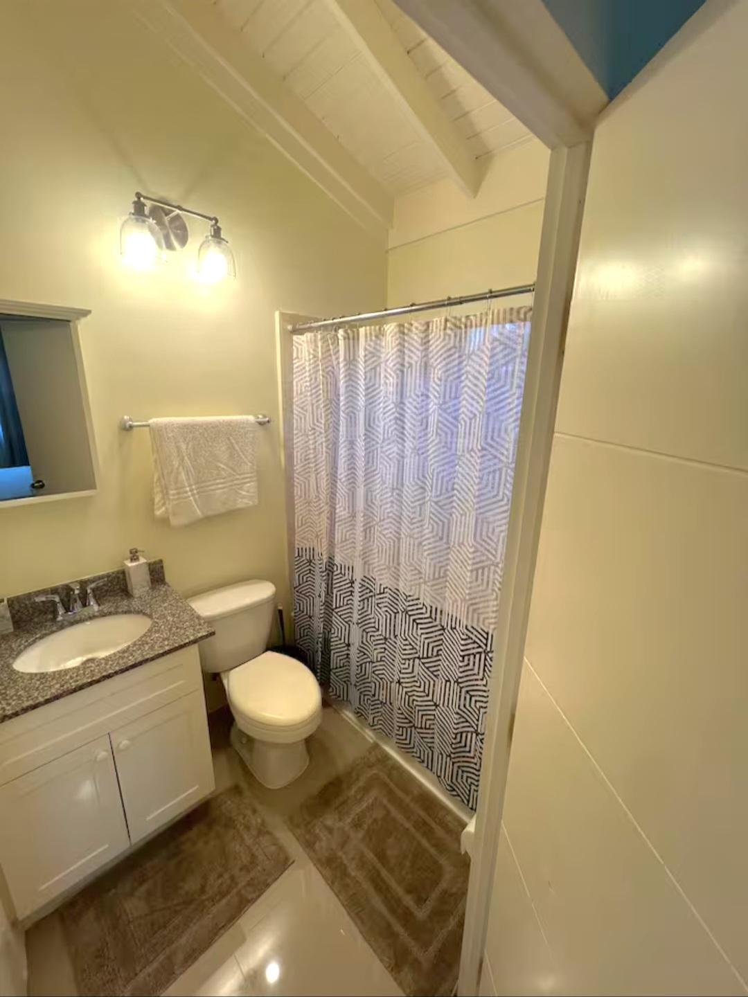 Sixth image of 871 Ocean Terrace in STONEBROOK, Trelawny, Jamaica - property is For Rent