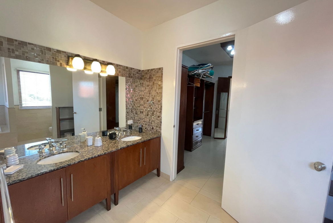 Twelfth image of 19-11 Musgrave Avenue in Kingston 5, St. Andrew, Jamaica - property is For Sale