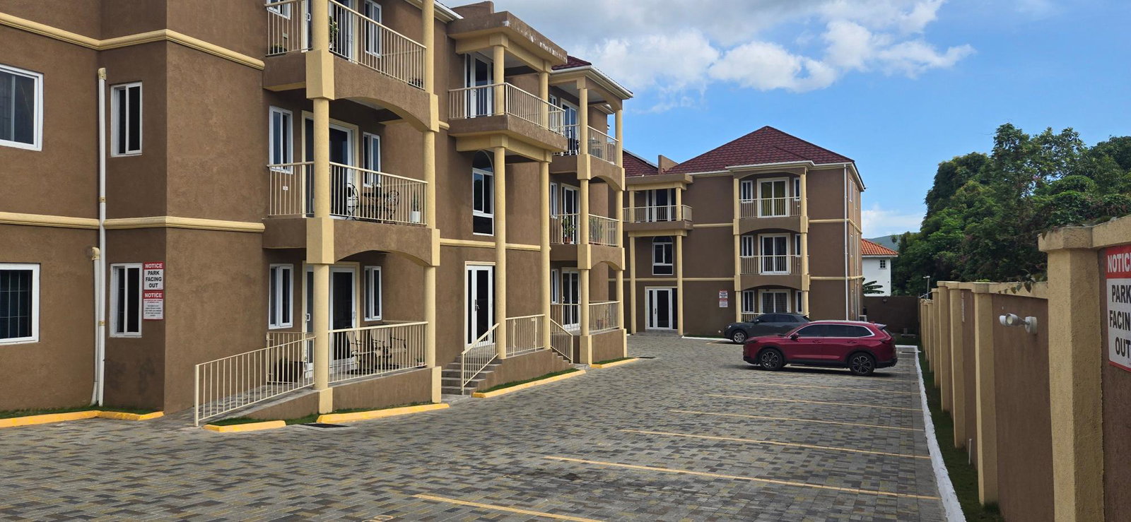 Thirteenth image of 11-11 Charlemont Drive in Kingston 6, St. Andrew, Jamaica - property is For Rent