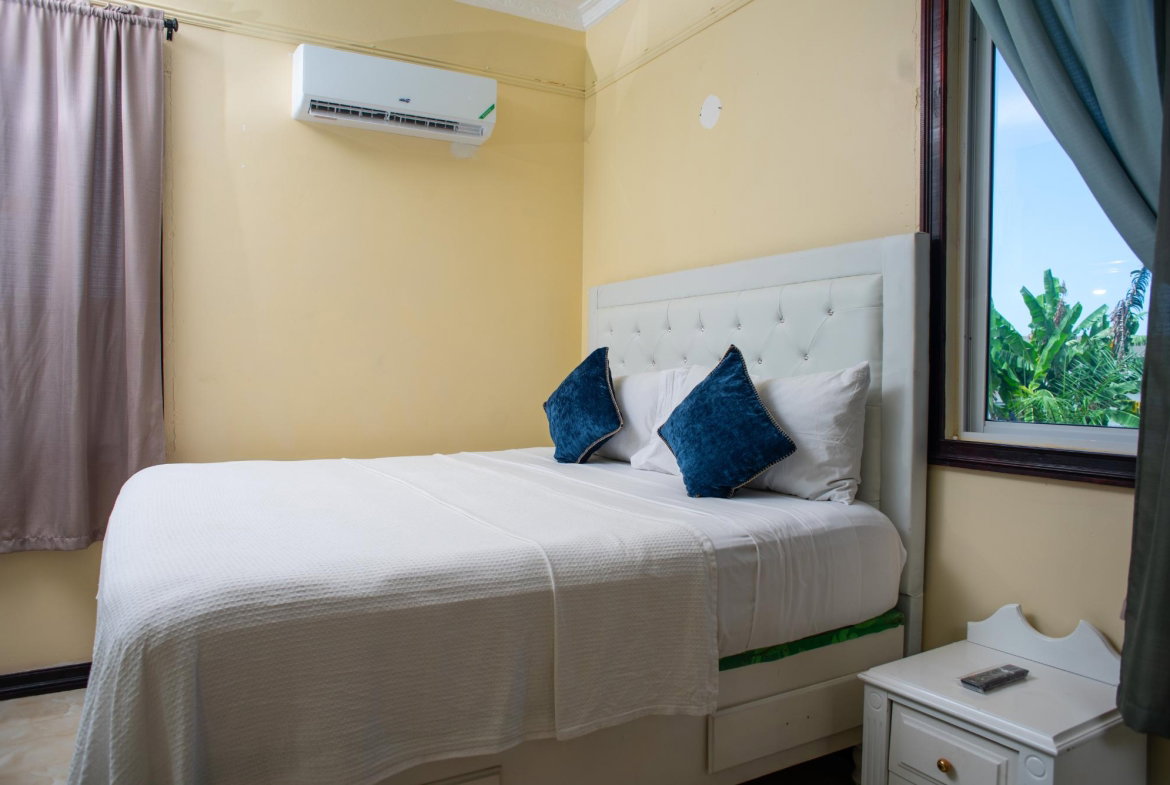 Fifteenth image of 1a Peters Avenue , Spring ga in Spring Garden, St. James, Jamaica - property is For Rent