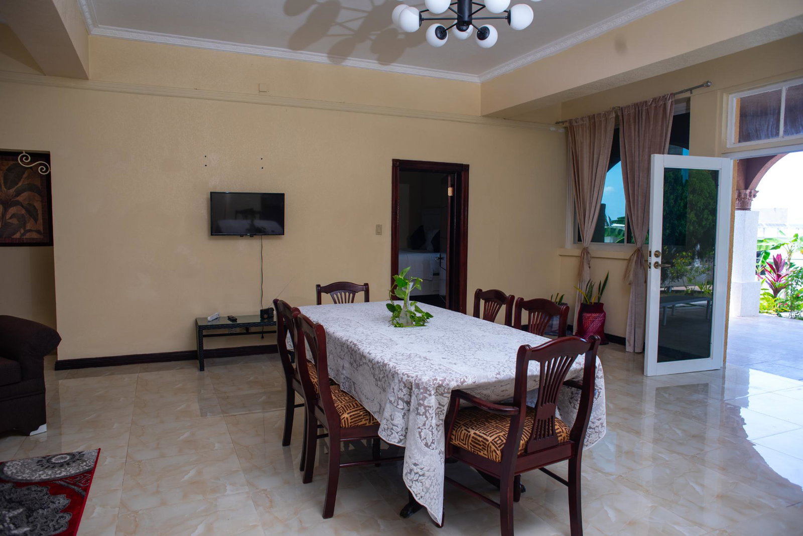 Fifth image of 1a Peters Avenue , Spring ga in Spring Garden, St. James, Jamaica - property is For Rent