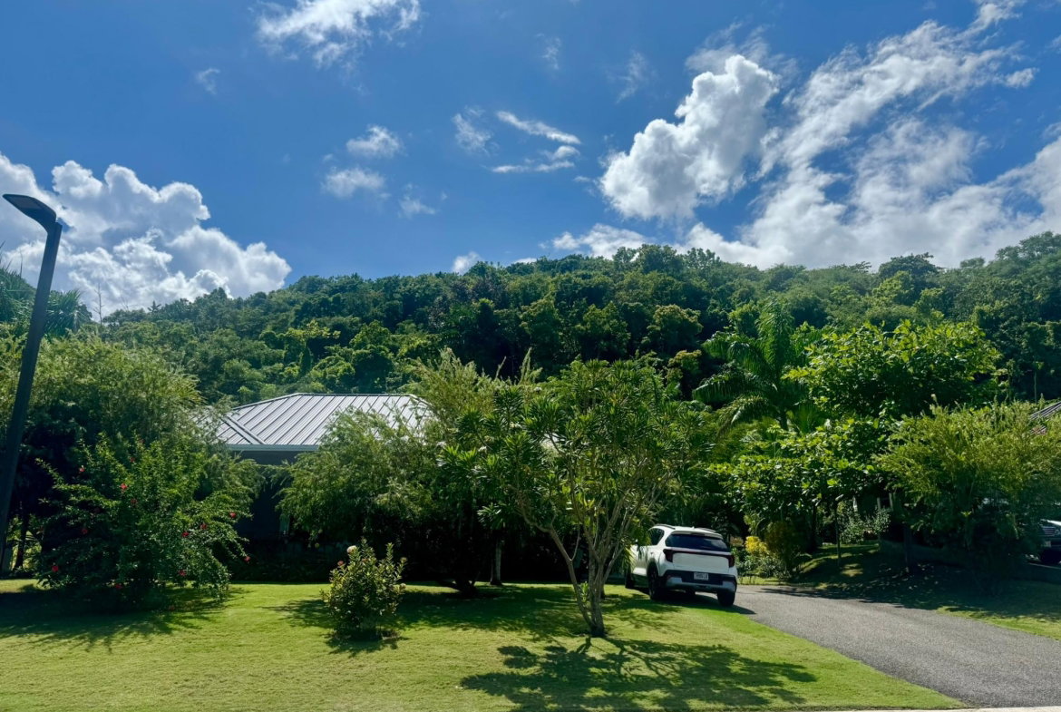 Eleventh image of 25 Tara Estates in Reading, St. James, Jamaica - property is For Rent