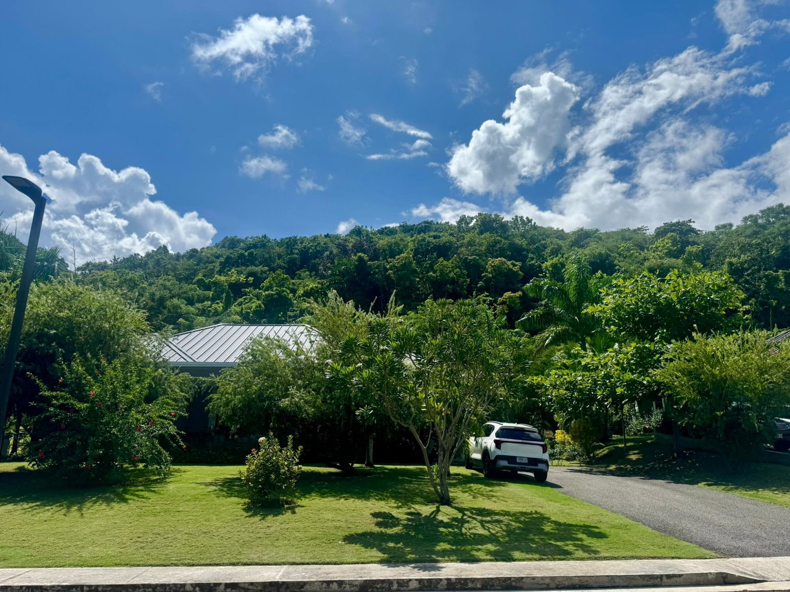 Luxury-4-Bedroom-House-for-Rent-in-Tara-Estates-Montego-Bay-St.-James Eleventh image of 25 Tara Estates in Reading, St. James, Jamaica - property is For Rent
