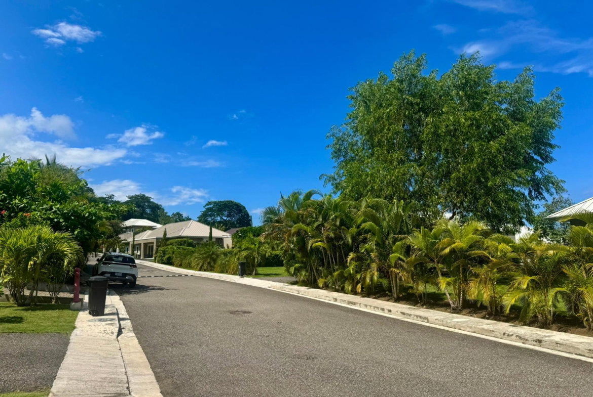 Fourteenth image of 25 Tara Estates in Reading, St. James, Jamaica - property is For Rent