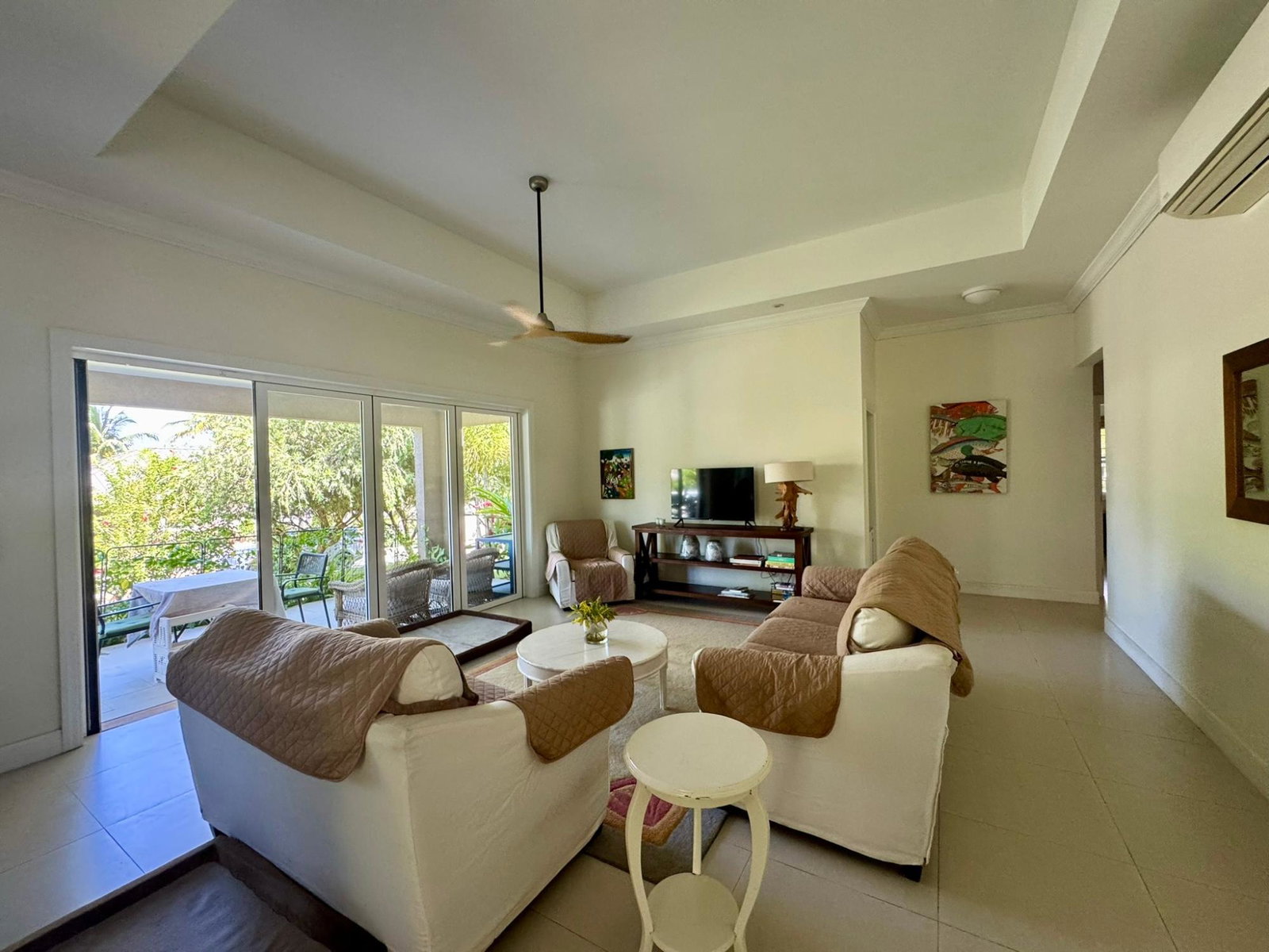 Luxury-4-Bedroom-House-for-Rent-in-Tara-Estates-Montego-Bay-St.-James Sixteenth image of 25 Tara Estates in Reading, St. James, Jamaica - property is For Rent