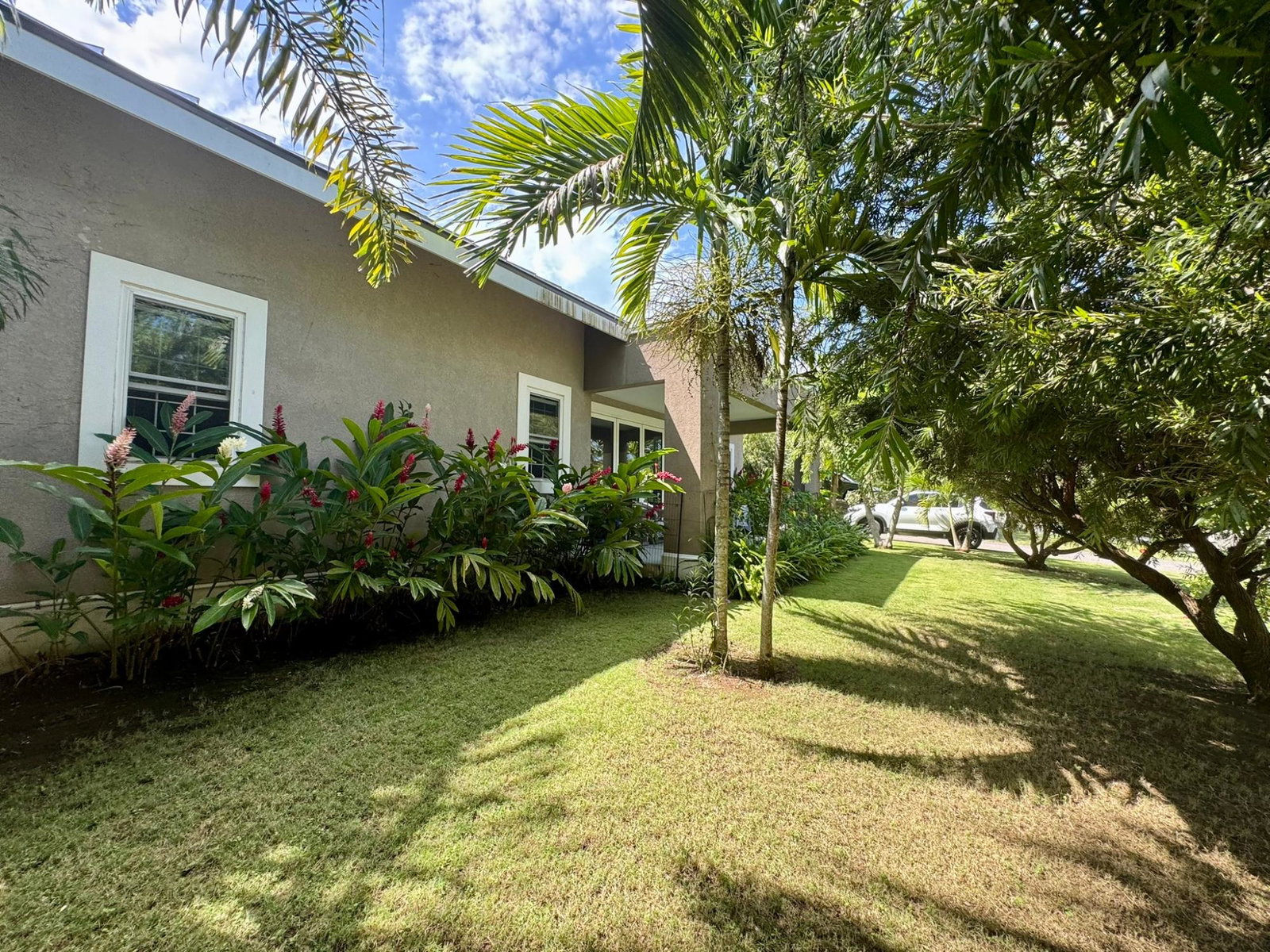 Luxury-4-Bedroom-House-for-Rent-in-Tara-Estates-Montego-Bay-St.-James Fifth image of 25 Tara Estates in Reading, St. James, Jamaica - property is For Rent