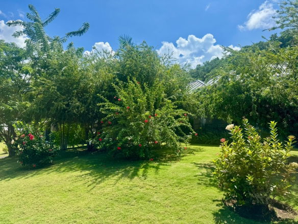 Luxury 4-Bedroom House for Rent in Tara Estates, Montego Bay, St. James 7 First image of 25 Tara Estates in Reading, St. James, Jamaica - property is For Rent