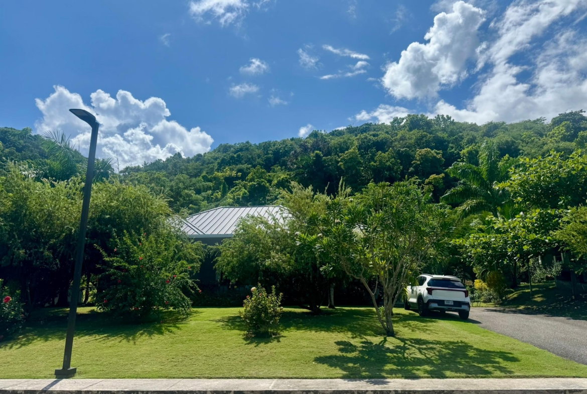 Tenth image of 25 Tara Estates in Reading, St. James, Jamaica - property is For Rent