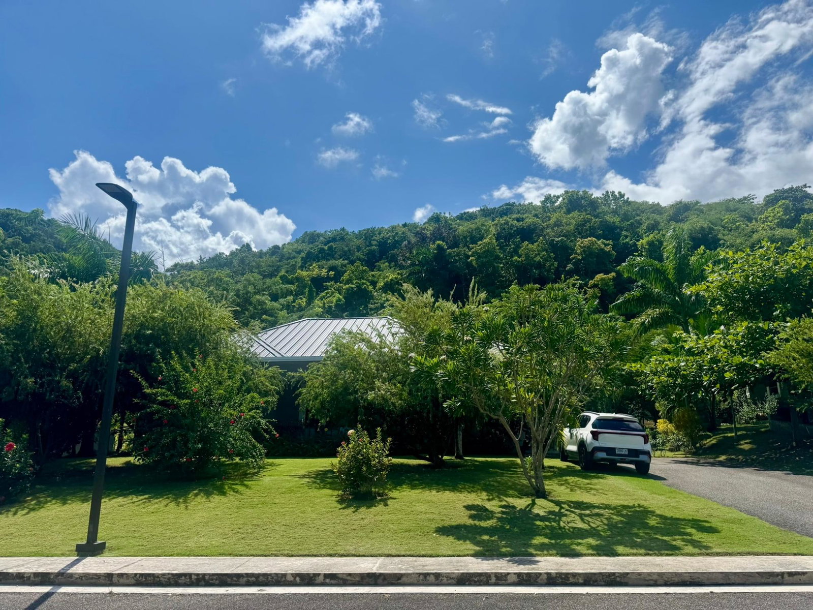 Luxury-4-Bedroom-House-for-Rent-in-Tara-Estates-Montego-Bay-St.-James Tenth image of 25 Tara Estates in Reading, St. James, Jamaica - property is For Rent