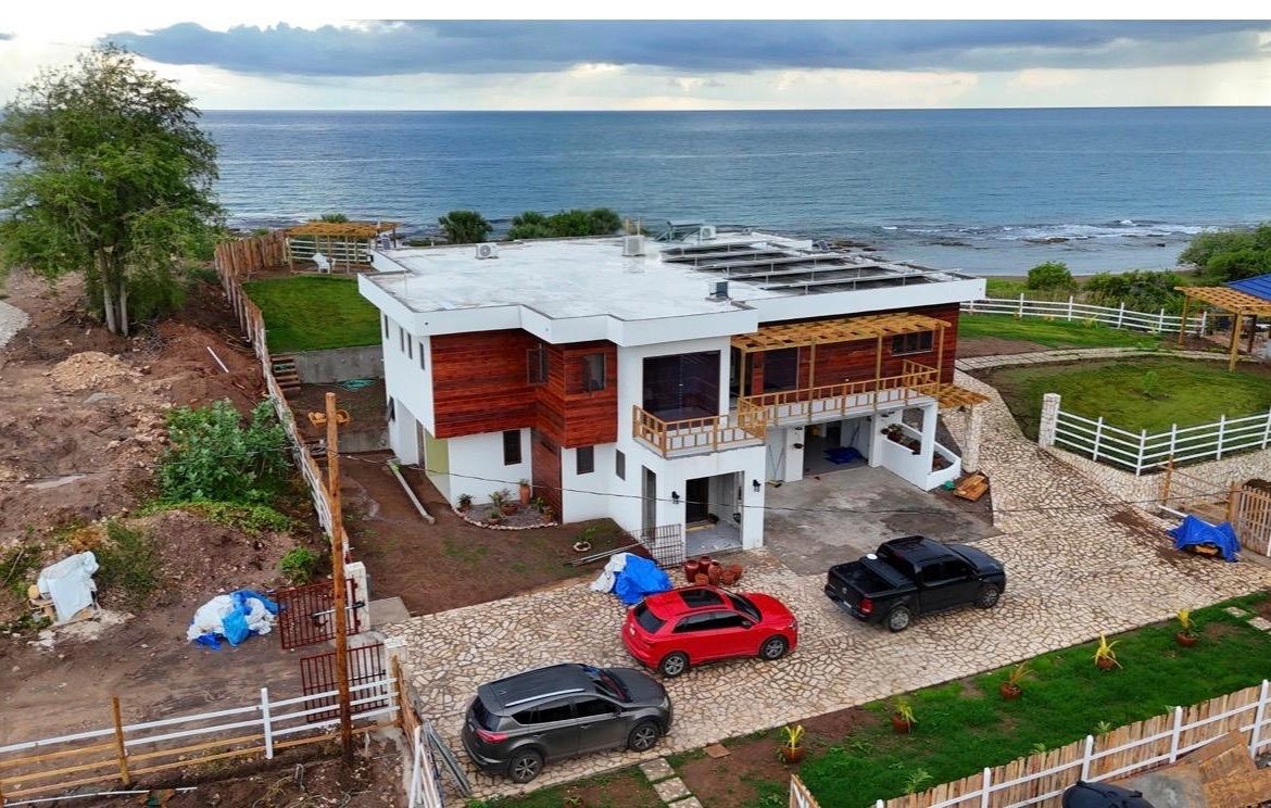 First image of Billys Bay Treasure Beac in Treasure Beach, St. Elizabeth, Jamaica - property is For Sale