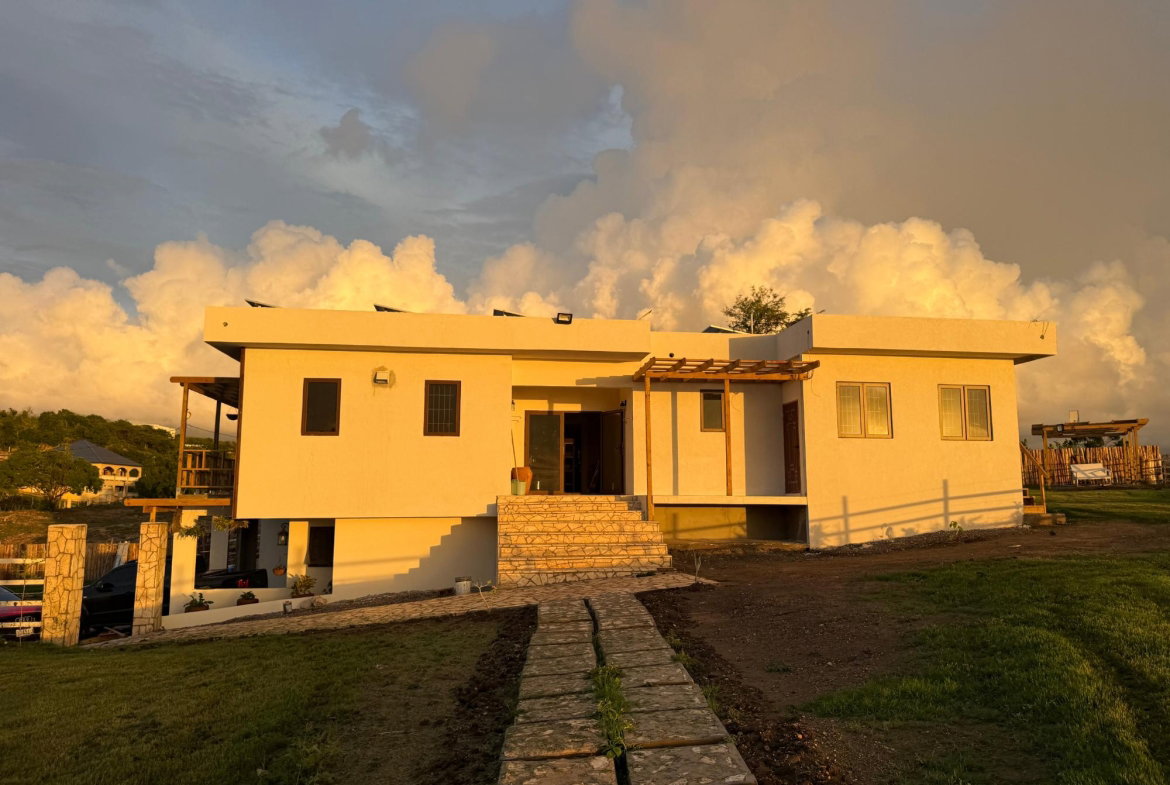 Third image of Billys Bay Treasure Beac in Treasure Beach, St. Elizabeth, Jamaica - property is For Sale