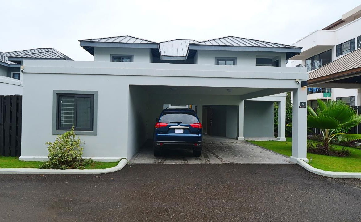 First image of B8-25-27 Millsborough Avenue in Kingston 6, St. Andrew, Jamaica - property is For Rent