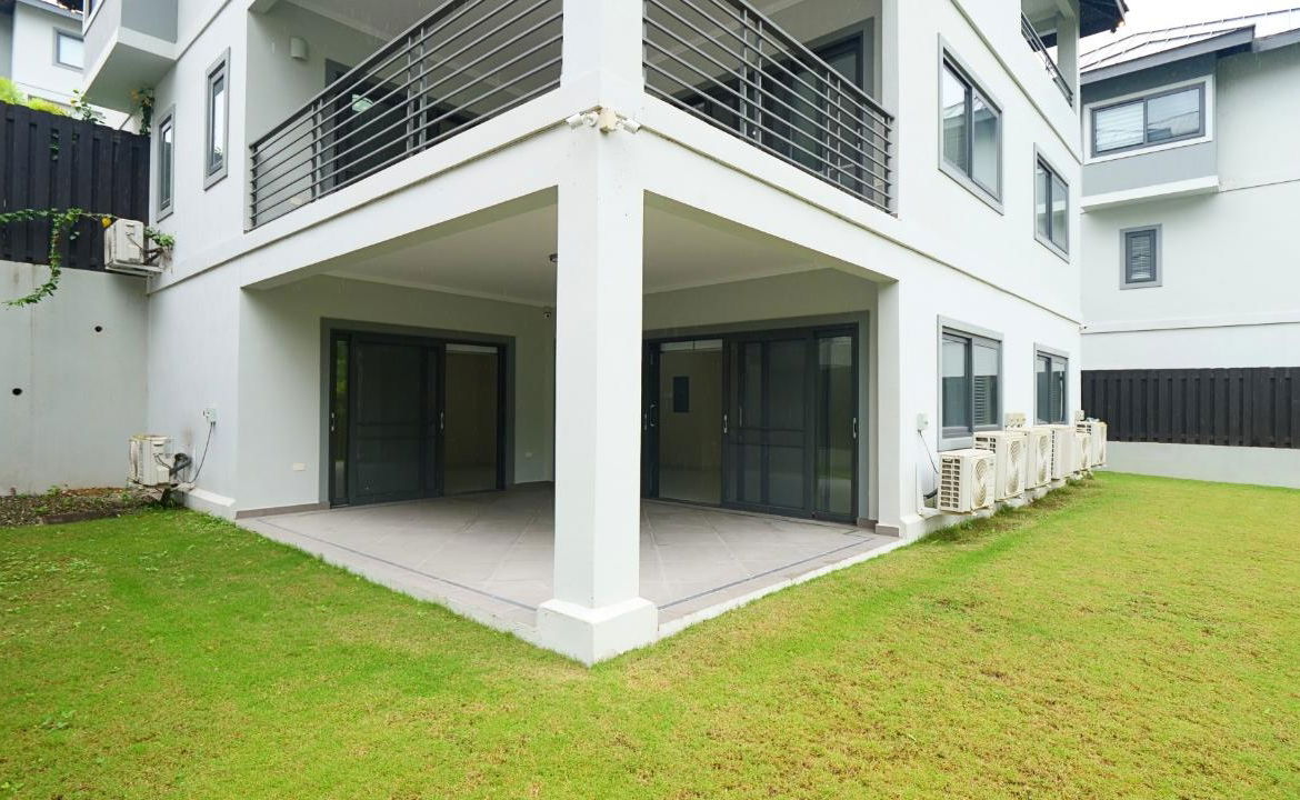 Seventh image of B8-25-27 Millsborough Avenue in Kingston 6, St. Andrew, Jamaica - property is For Rent