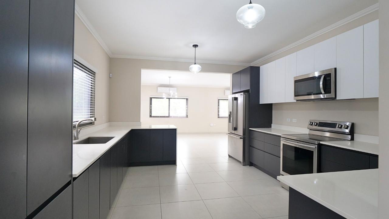 Tenth image of B8-25-27 Millsborough Avenue in Kingston 6, St. Andrew, Jamaica - property is For Rent