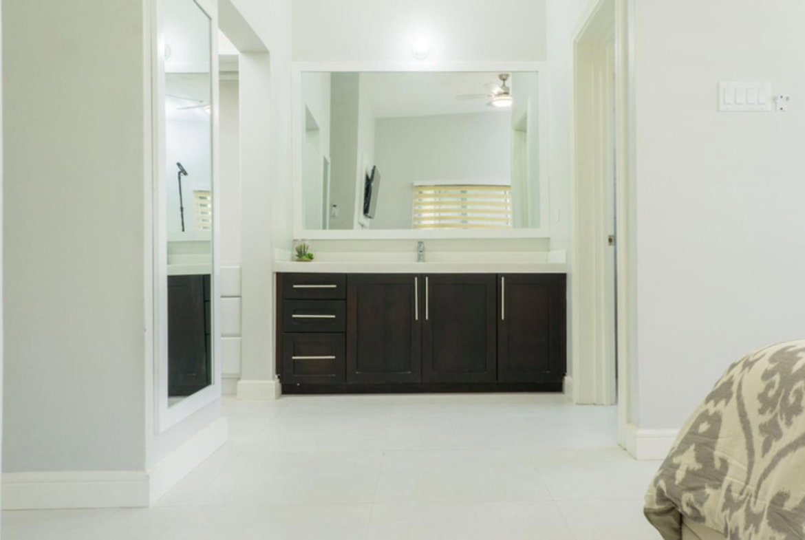 Twentieth image of 3- Russell Heights in Kingston 8, St. Andrew, Jamaica - property is For Rent