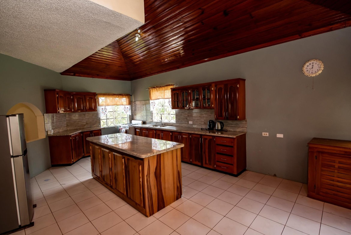 Tenth image of mt Olivet Malvern, Saint Elizabeth in Malvern, St. Elizabeth, Jamaica - property is For Sale