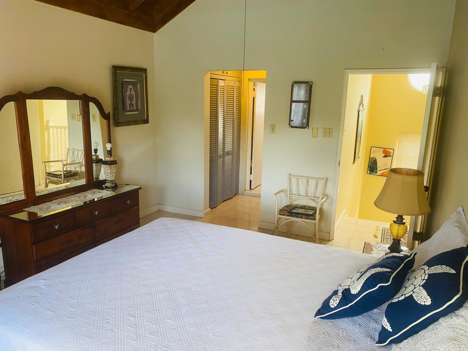 Eighteenth image of #3-1067 s. Berlin Ave., Ironshore in Ironshore, St. James, Jamaica - property is For Rent
