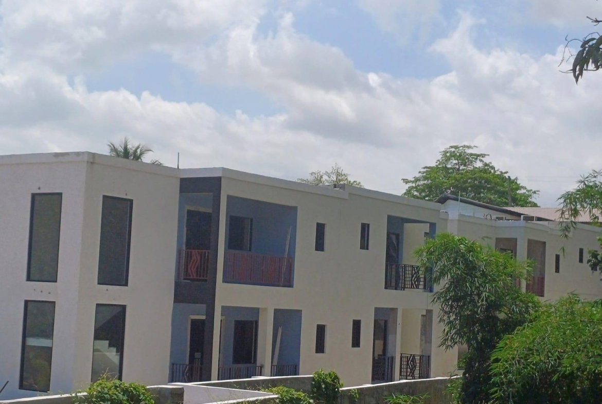 Eleventh image of 11-5 Farringdon Heights, Kings in Kingston 6, St. Andrew, Jamaica - property is For Sale