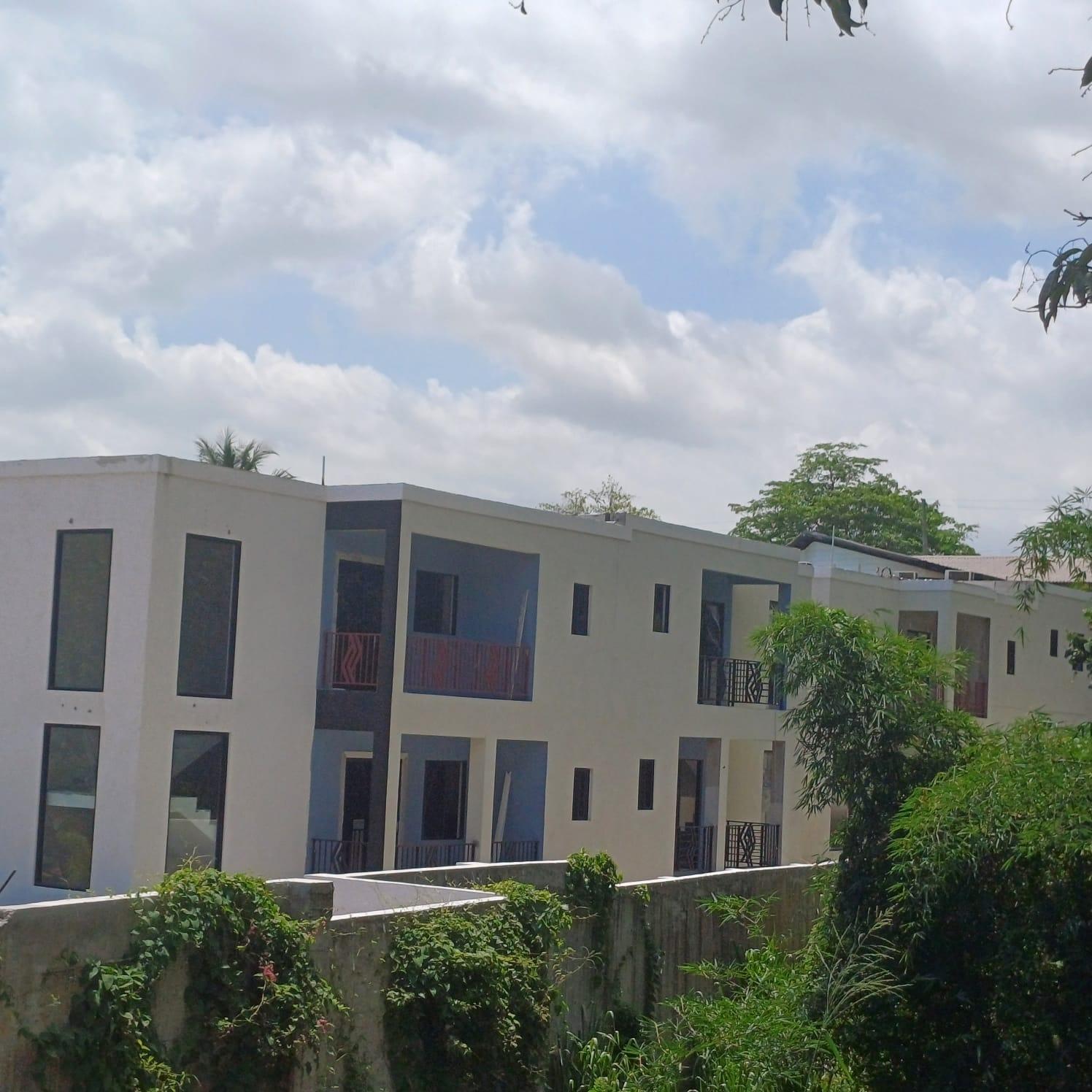 Eleventh image of 11-5 Farringdon Heights, Kings in Kingston 6, St. Andrew, Jamaica - property is For Sale