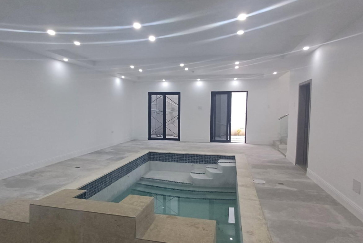 Tenth image of 11-5 Farringdon Heights, Kings in Kingston 6, St. Andrew, Jamaica - property is For Sale