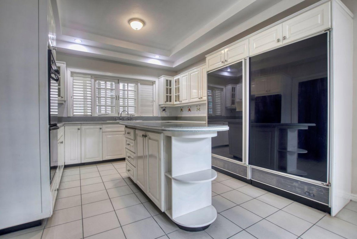 Tenth image of 7-2 Bracknell Avenue in Kingston 6, St. Andrew, Jamaica - property is For Sale