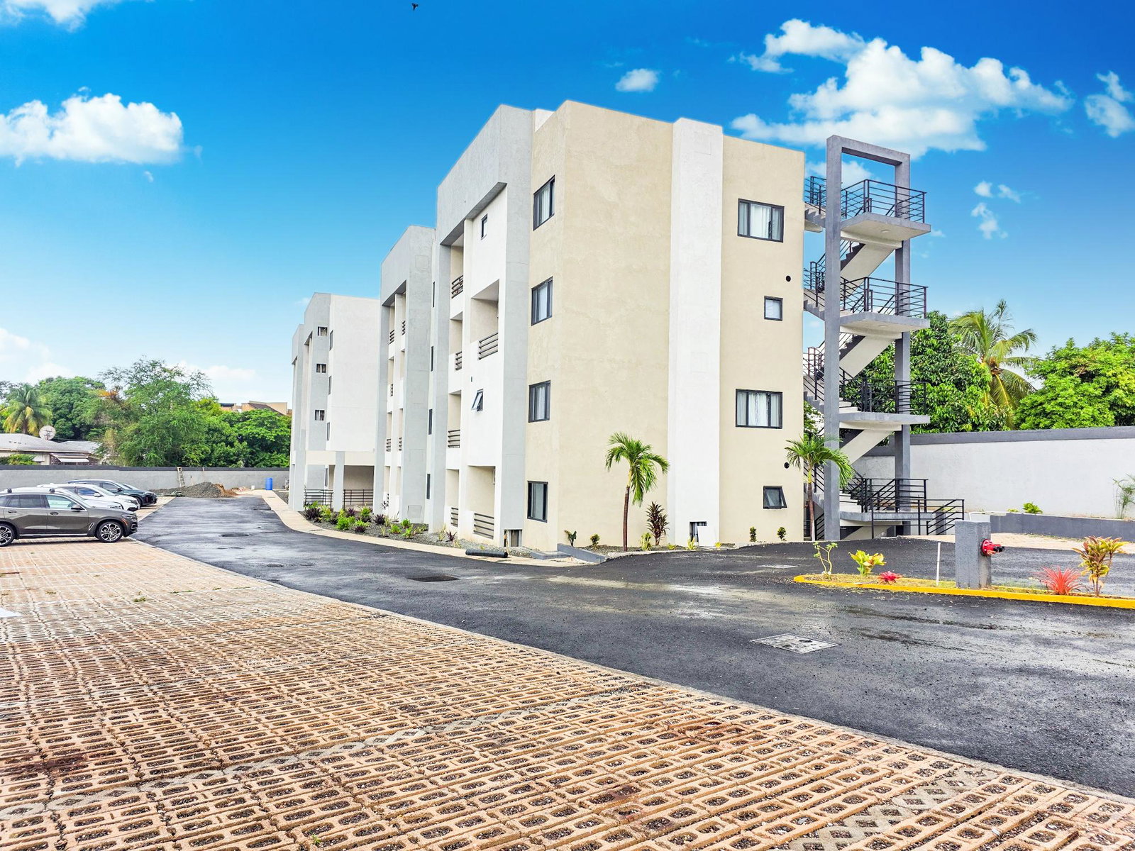 Seventeenth image of 403-12 Dulwich Drive in Kingston 8, St. Andrew, Jamaica - property is For Rent