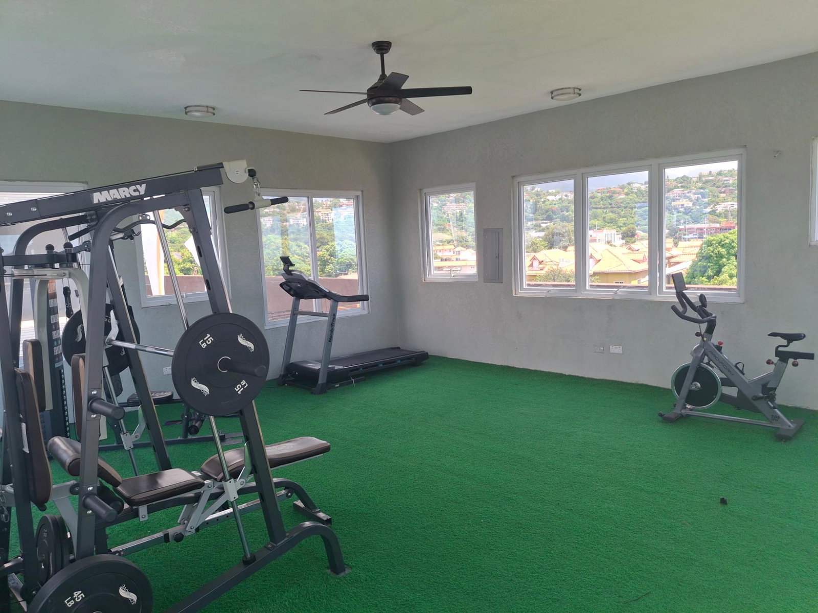 Modern-1-Bedroom-Apartment-for-Rent-in-New-Kingston-St.-Andrew-Jamaica Eleventh image of 21-15 Seaview Avenue in Kingston 5, St. Andrew, Jamaica - property is For Rent