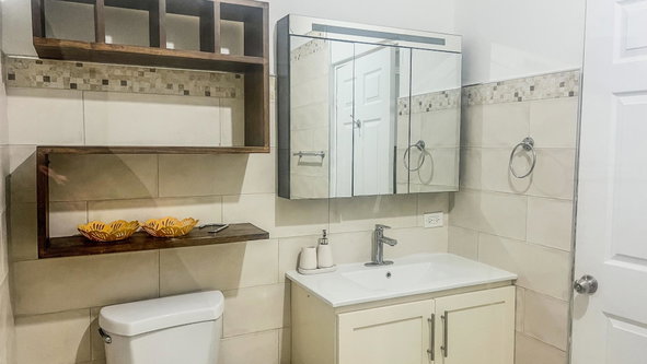 Sixteenth image of 4 Farewell av 4 Casa Zoelle in Kingston 19, St. Andrew, Jamaica - property is For Sale