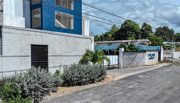 Twentieth image of 4 Farewell av 4 Casa Zoelle in Kingston 19, St. Andrew, Jamaica - property is For Sale