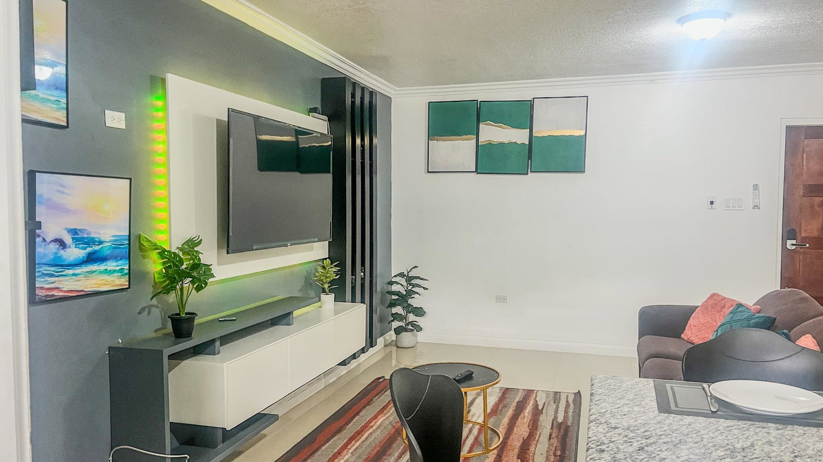 Fourth image of 4 Farewell av 4 Casa Zoelle in Kingston 19, St. Andrew, Jamaica - property is For Sale