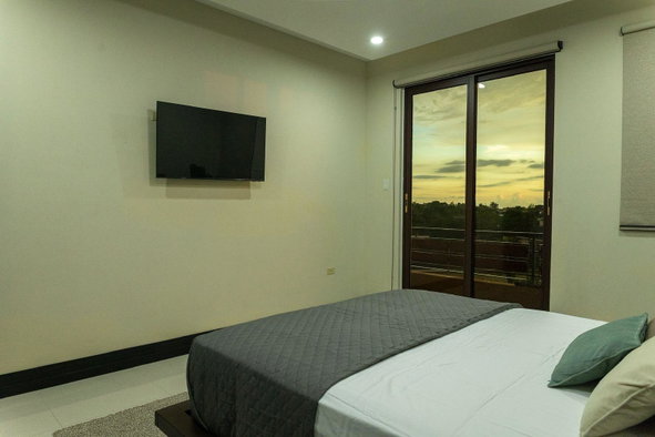 Sixth image of 41 Paddington Terrace in Kingston 6, St. Andrew, Jamaica - property is For Rent