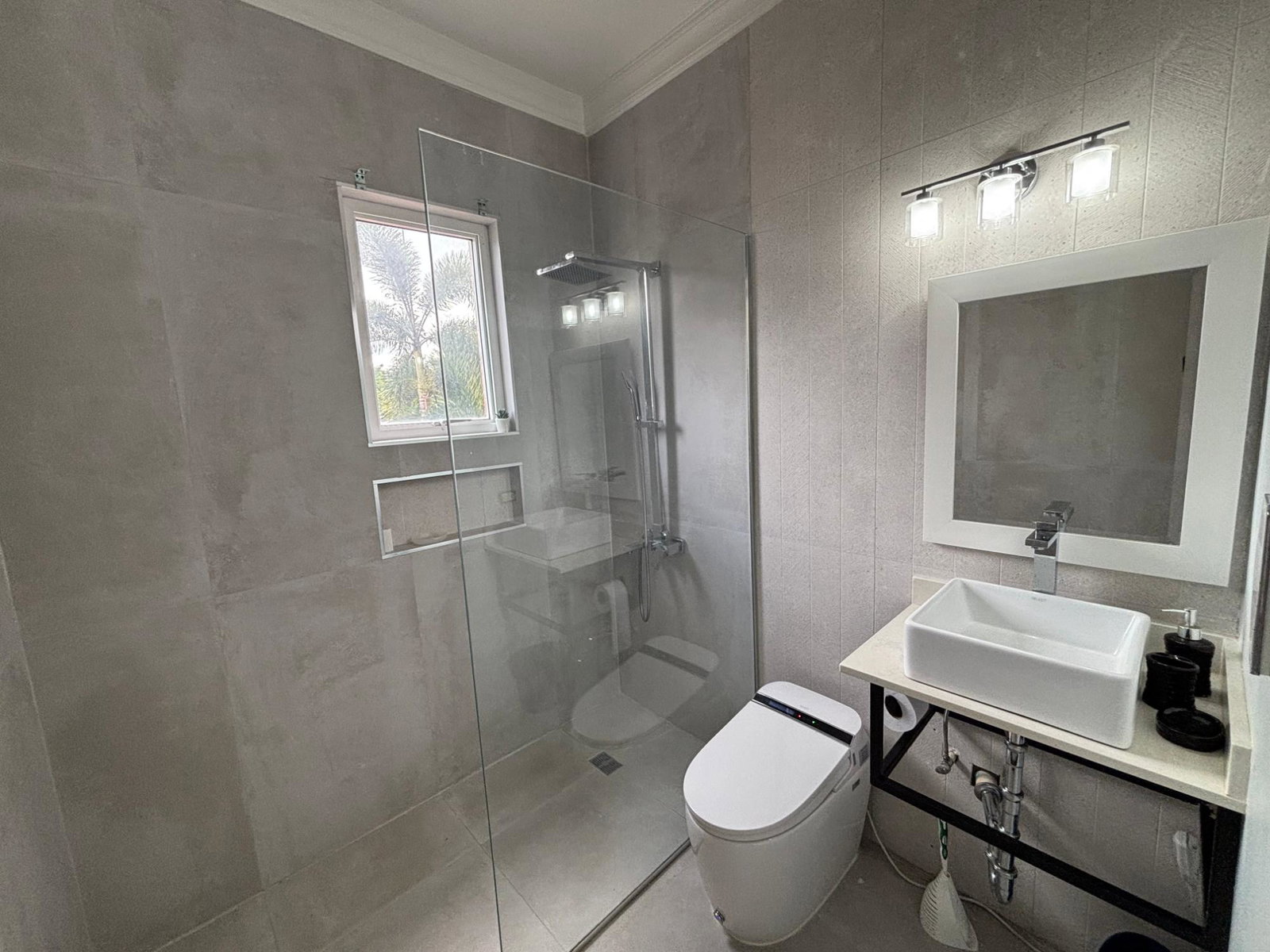 Tenth image of 1-12a Charlton Road in Kingston 8, St. Andrew, Jamaica - property is For Sale