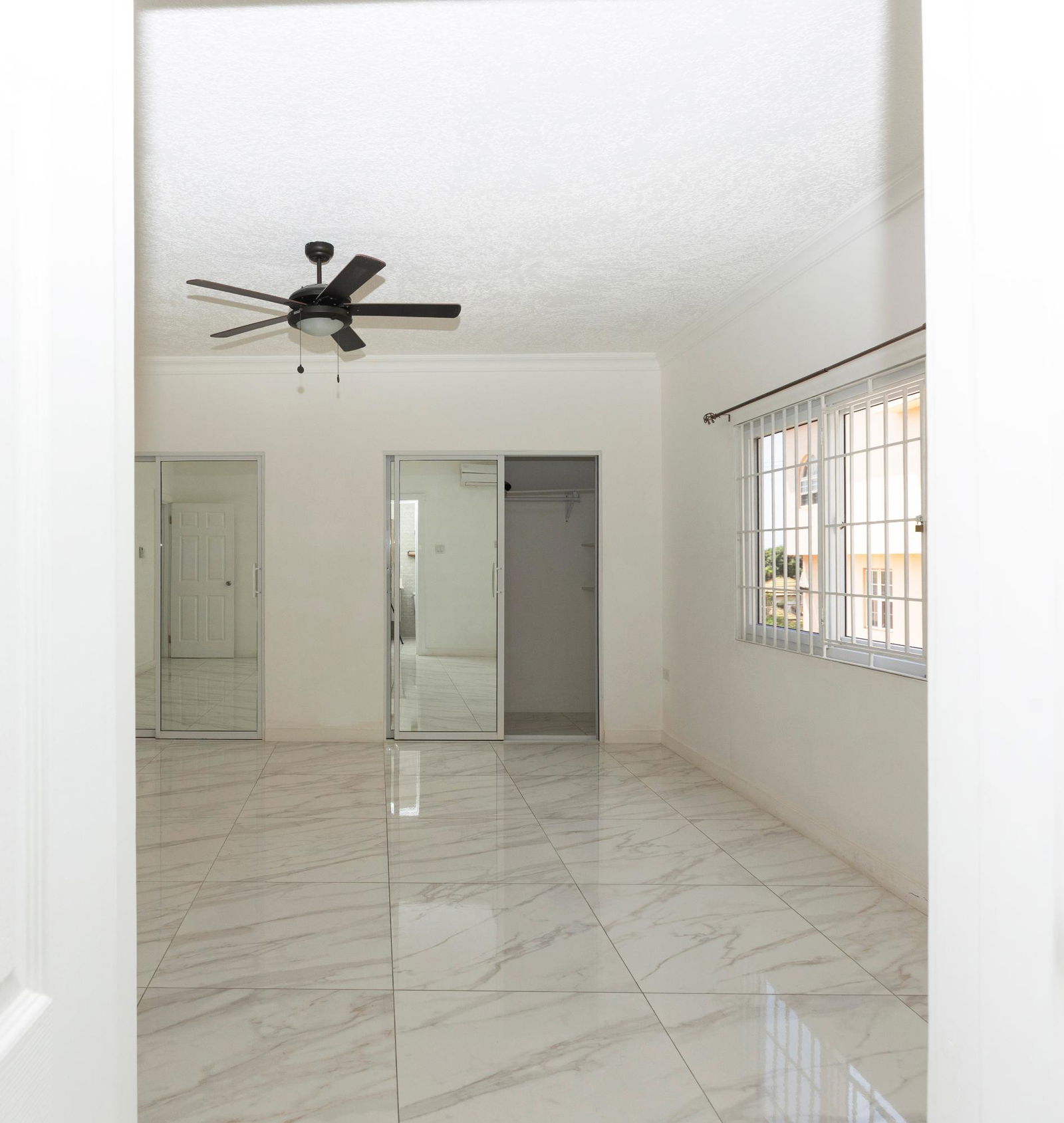 Eleventh image of 220 Red Hills Road in Kingston 19, St. Andrew, Jamaica - property is For Rent