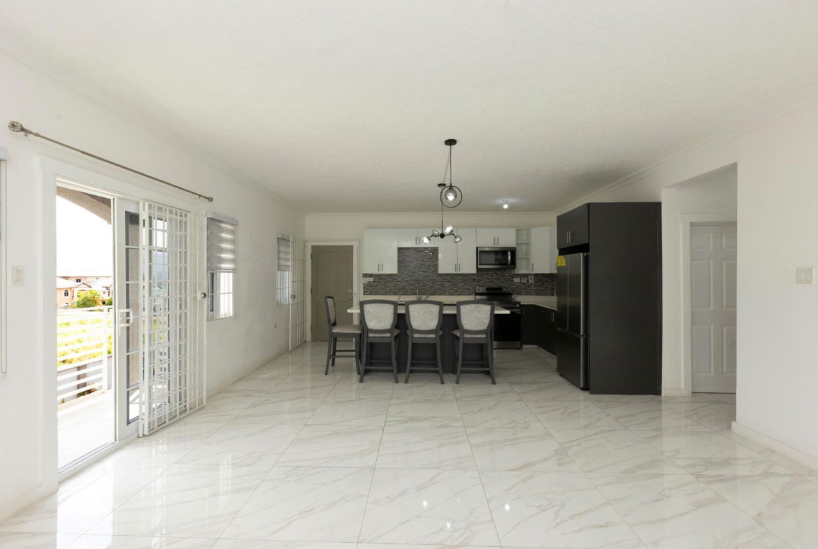 Fourth image of 220 Red Hills Road in Kingston 19, St. Andrew, Jamaica - property is For Rent