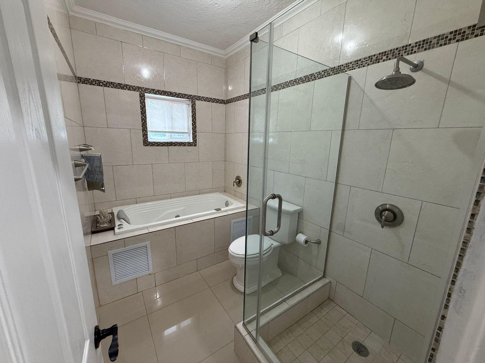 Eleventh image of 11-3 Washington Drive in Kingston 8, St. Andrew, Jamaica - property is For Rent