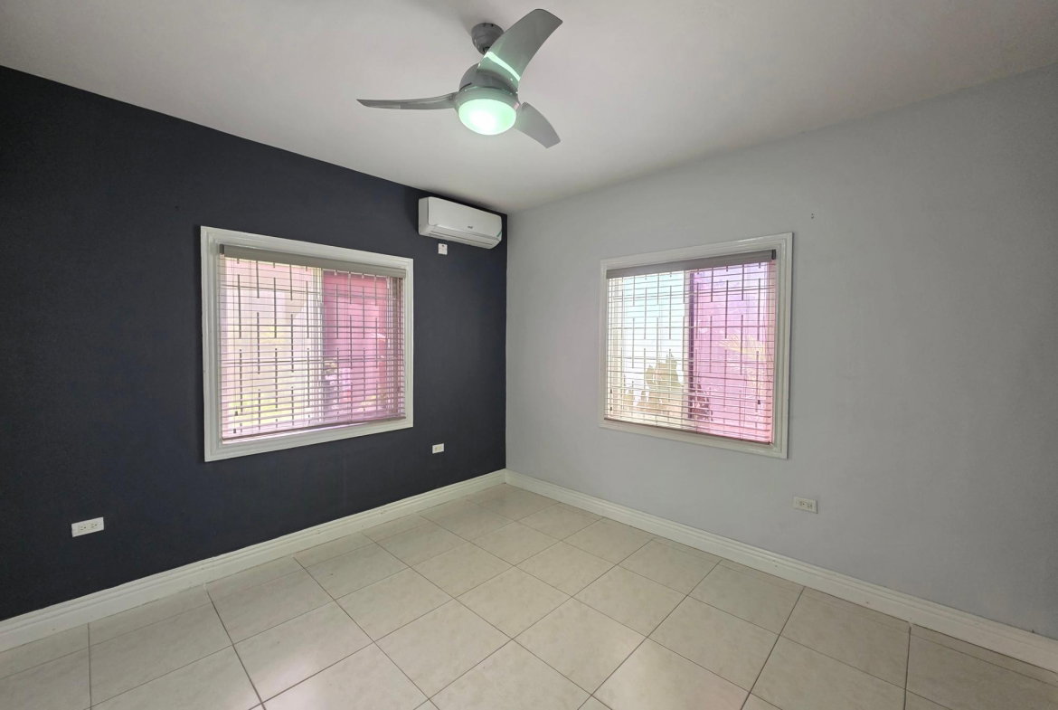 Eleventh image of 5-21 Edinburgh Avenue in Kingston 8, St. Andrew, Jamaica - property is For Rent