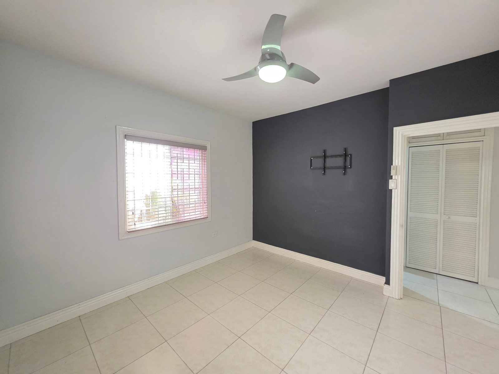 Modern-2-Bedroom-Apartment-for-Rent-in-Merrivale-St.-Andrew-Jamaica Twelfth image of 5-21 Edinburgh Avenue in Kingston 8, St. Andrew, Jamaica - property is For Rent