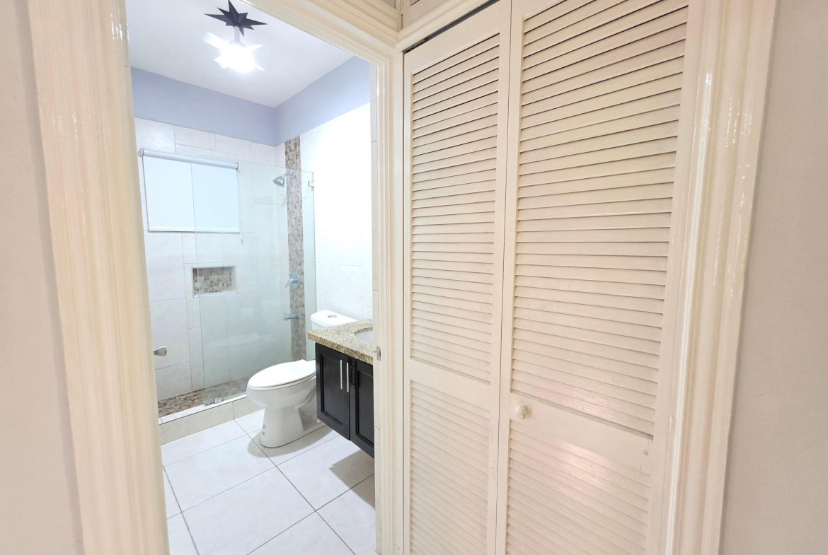 Sixteenth image of 5-21 Edinburgh Avenue in Kingston 8, St. Andrew, Jamaica - property is For Rent