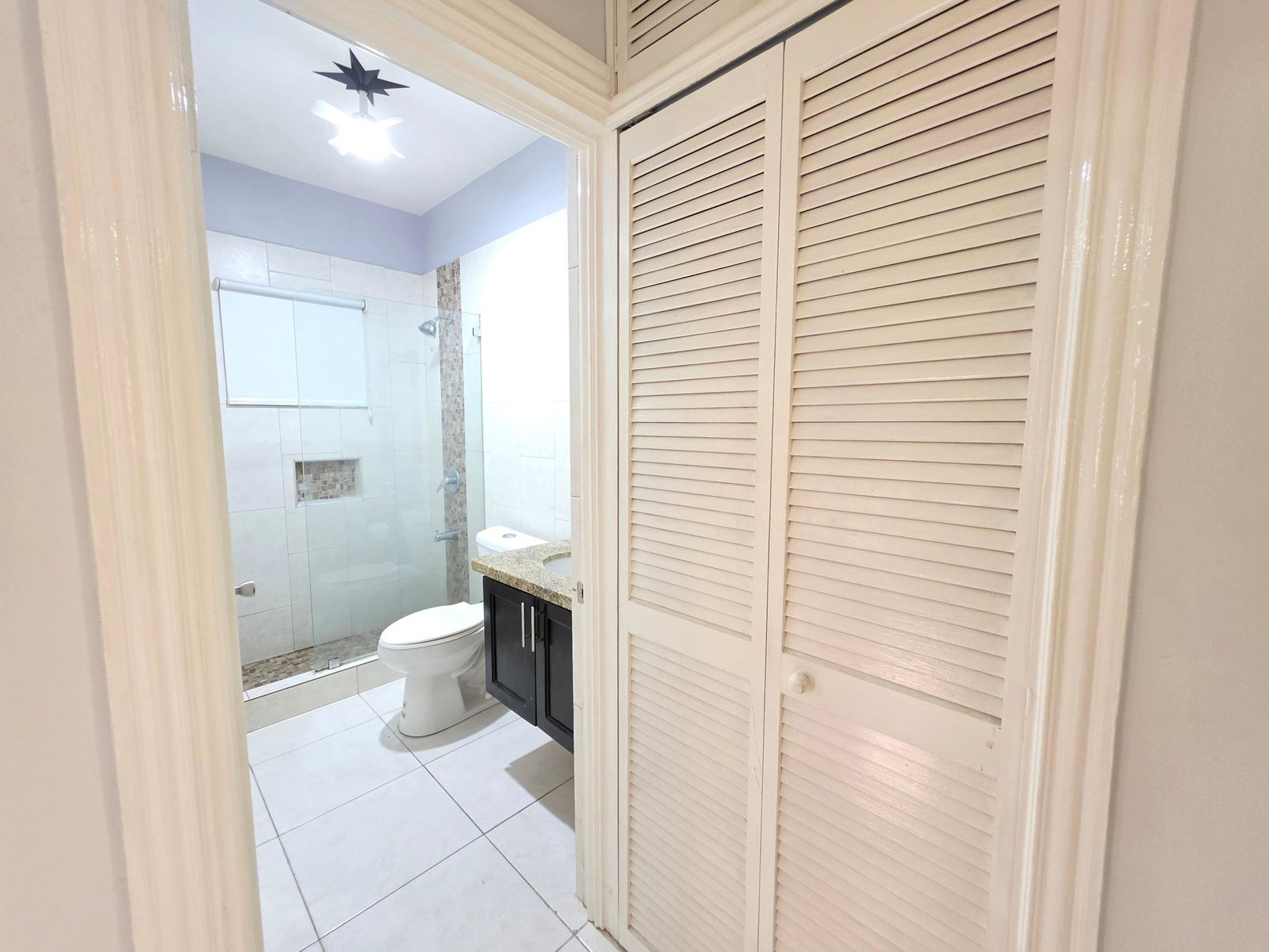 Modern-2-Bedroom-Apartment-for-Rent-in-Merrivale-St.-Andrew-Jamaica Sixteenth image of 5-21 Edinburgh Avenue in Kingston 8, St. Andrew, Jamaica - property is For Rent