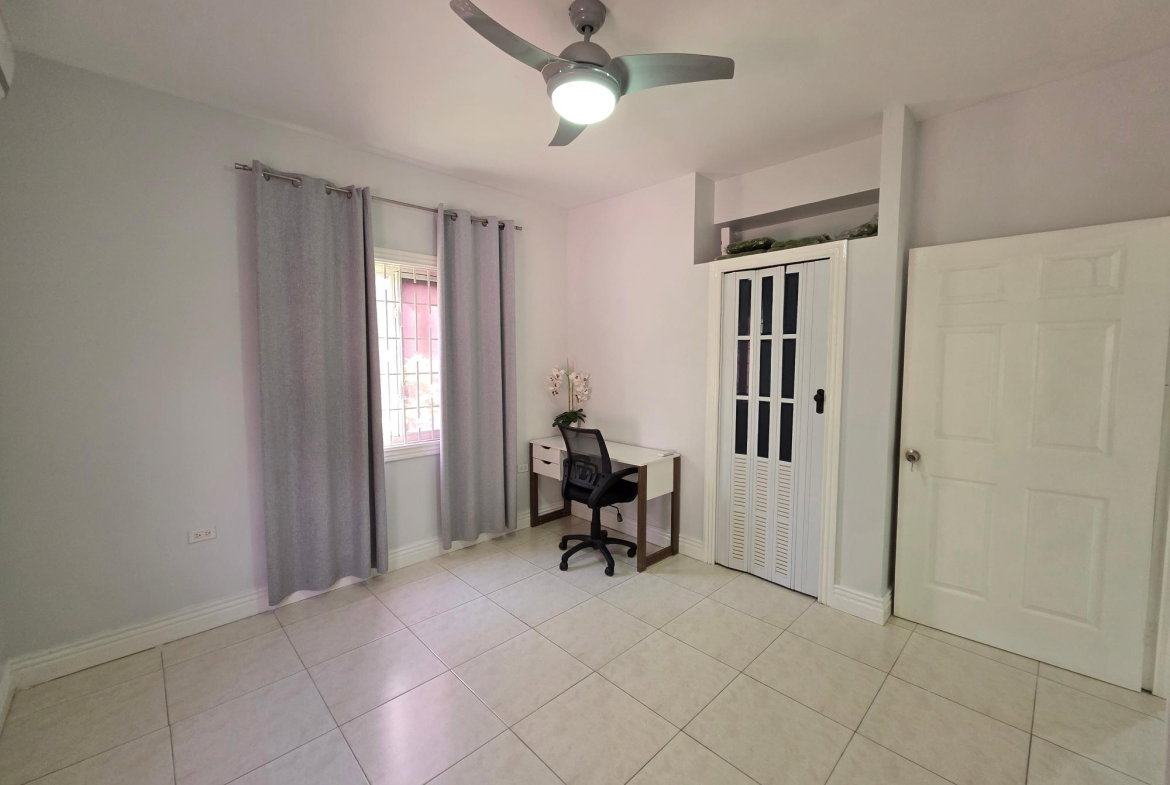 Eighteenth image of 5-21 Edinburgh Avenue in Kingston 8, St. Andrew, Jamaica - property is For Rent
