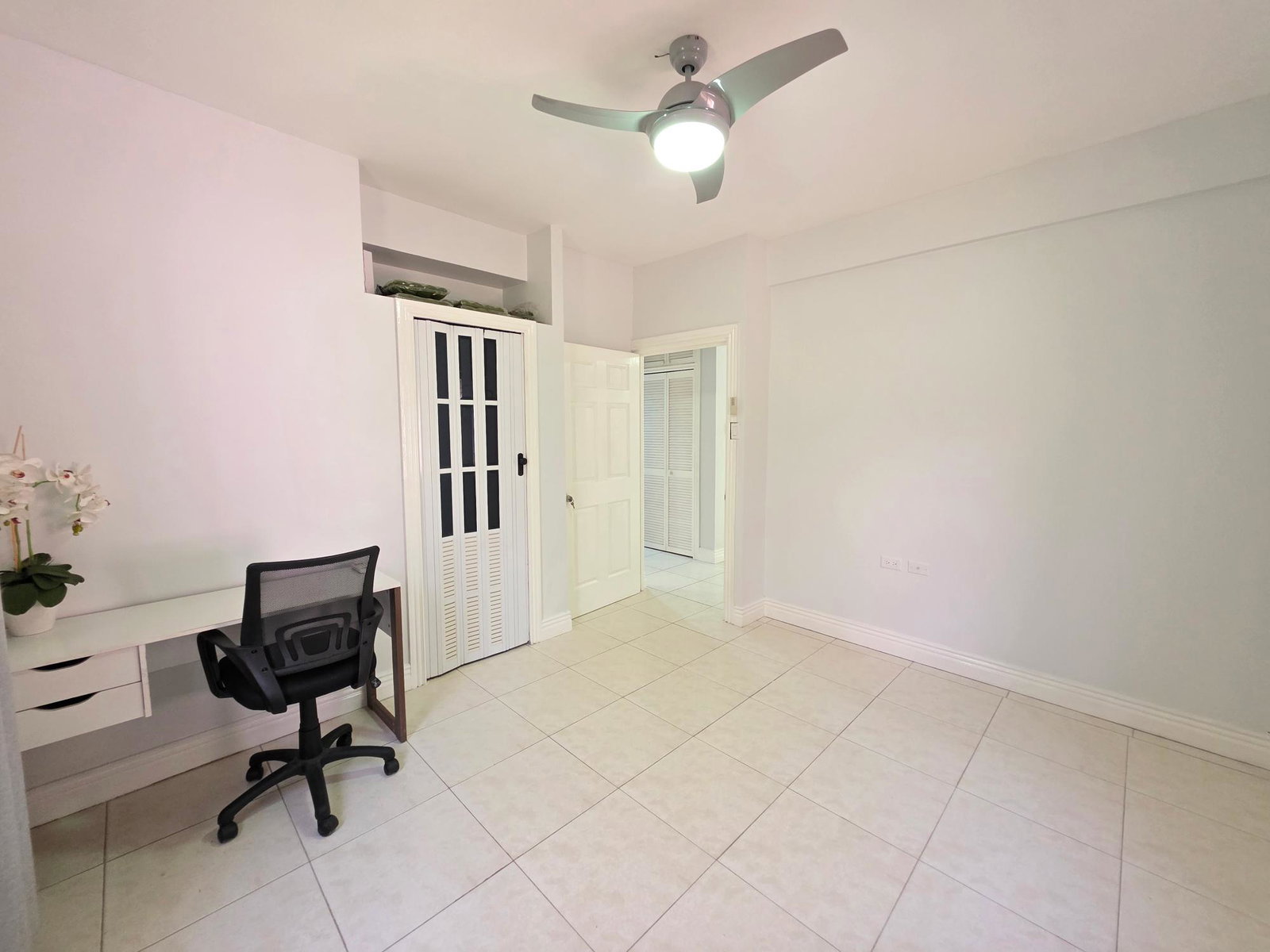 Modern-2-Bedroom-Apartment-for-Rent-in-Merrivale-St.-Andrew-Jamaica Nineteenth image of 5-21 Edinburgh Avenue in Kingston 8, St. Andrew, Jamaica - property is For Rent