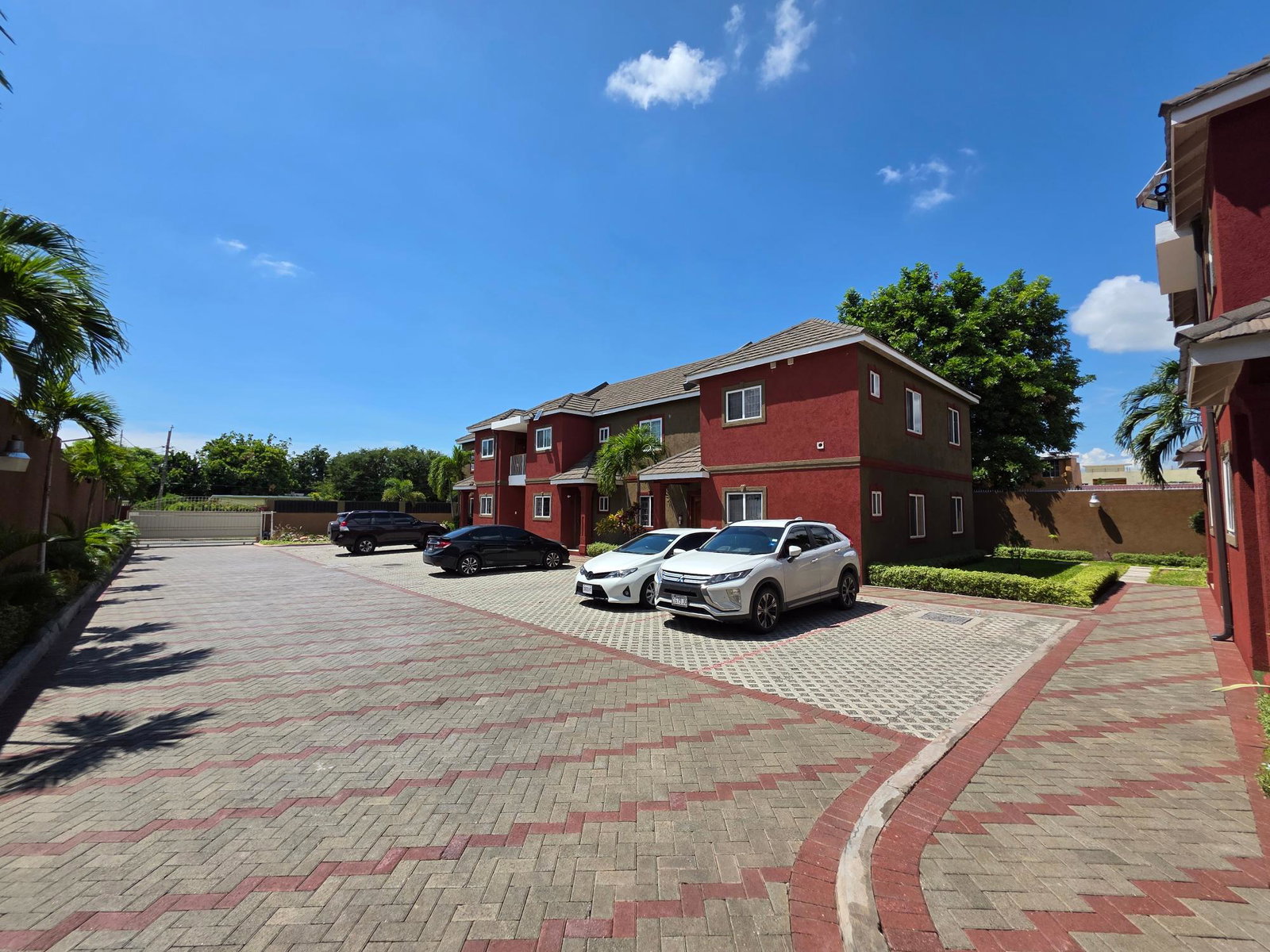 Modern-2-Bedroom-Apartment-for-Rent-in-Merrivale-St.-Andrew-Jamaica Twenty-Seventh image of 5-21 Edinburgh Avenue in Kingston 8, St. Andrew, Jamaica - property is For Rent