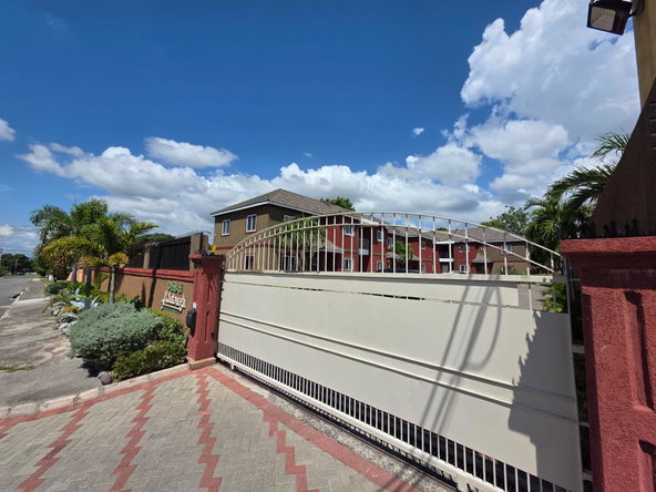 Thirtieth image of 5-21 Edinburgh Avenue in Kingston 8, St. Andrew, Jamaica - property is For Rent