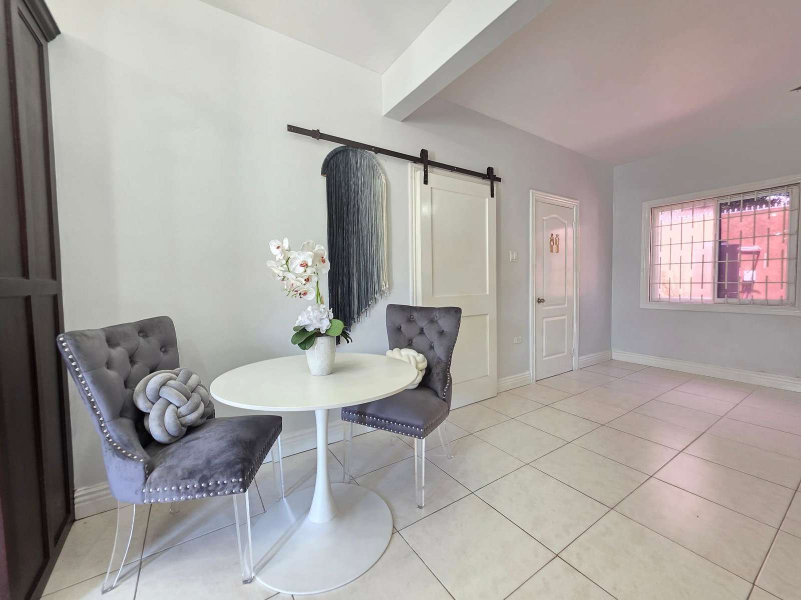 Modern-2-Bedroom-Apartment-for-Rent-in-Merrivale-St.-Andrew-Jamaica Fourth image of 5-21 Edinburgh Avenue in Kingston 8, St. Andrew, Jamaica - property is For Rent